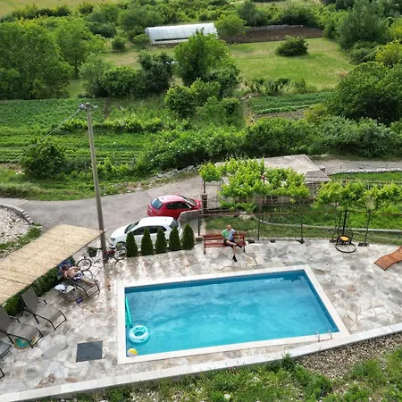 Gazdinstvo Vukanovic - Kuca Za Odmor 特雷比涅