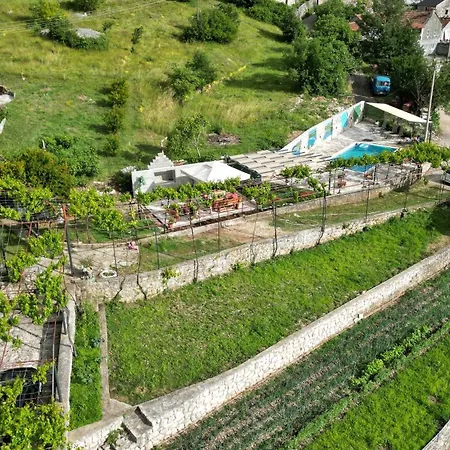 Gazdinstvo Vukanovic - Kuca Za Odmor * Trebinje