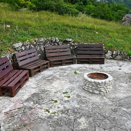 Gazdinstvo Vukanovic - Kuca Za Odmor * 特雷比涅