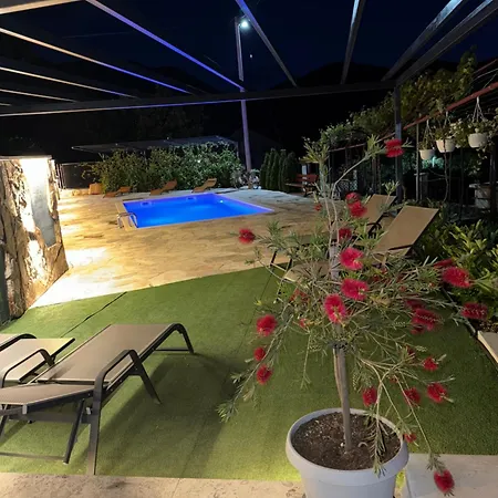 빌라 Gazdinstvo Vukanovic - Kuca Za Odmor 트레빈예